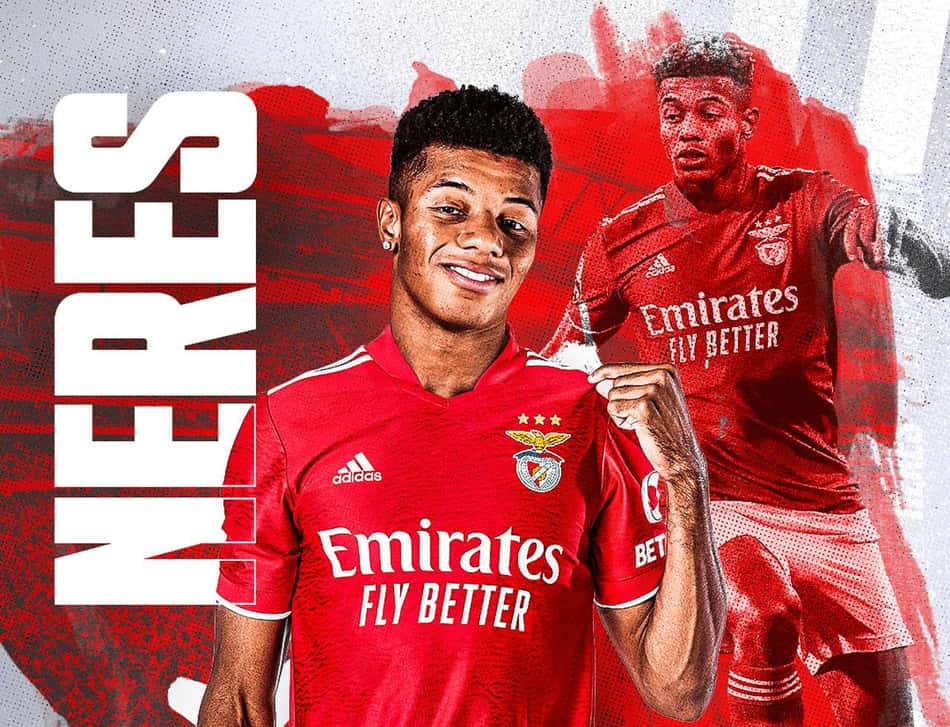 Benfica oficializa a contratação do atacante brasileiro David Neres
