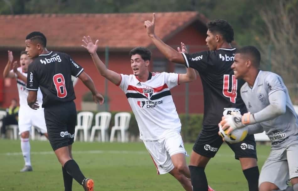 Com gol nos minutos finais, São Paulo derrota o Atlético-MG pelo Brasileirão sub-20
