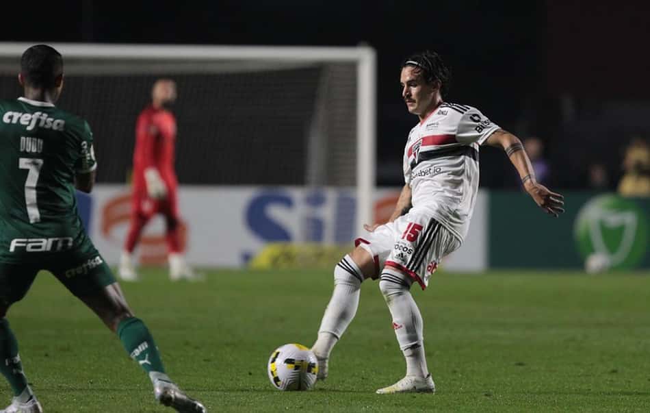 Interesse da Argentina em Gabriel Neves expõe risco de desmanche no São Paulo com fim de contratos