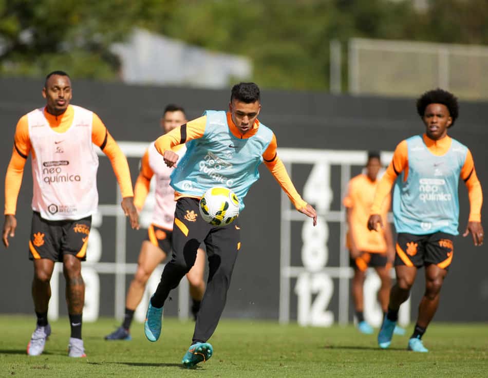 Cantillo é suspenso pela Conmebol e desfalca o Corinthians contra o Boca Juniors na Libertadores