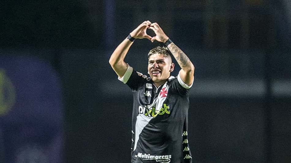 Com ou sem Nene e Palacios? As opções do Vasco para o setor ofensivo contra o Sport