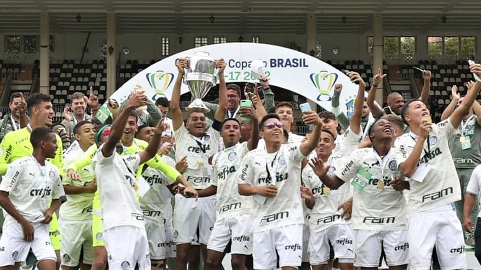 Endrick brilha, Palmeiras segura o Vasco e conquista a Copa do Brasil Sub-17
