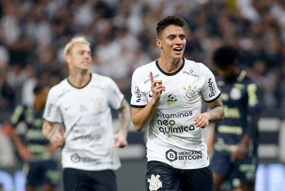 Corinthians encaminha renovação com Mantuan antes de emprestá-lo ao Zenit