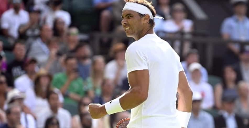 Nadal vive drama, mas vence na estreia em Wimbledon