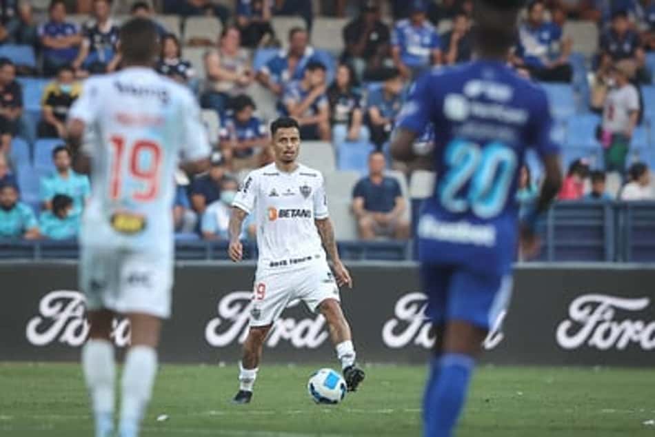 Julgado por expulsão, Allan desfalcará o Atlético-MG contra o Palmeiras na Libertadores