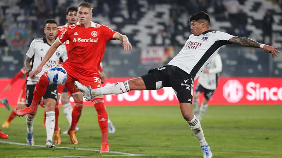Adversário do Inter, Colo-Colo surpreende com reforço 'diferente'