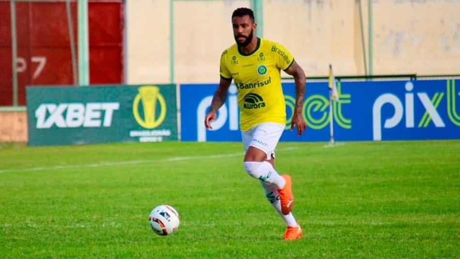 Windson celebra momento da defesa do Ypiranga e projeta:' Fundamental se manter nesta parte de cima'