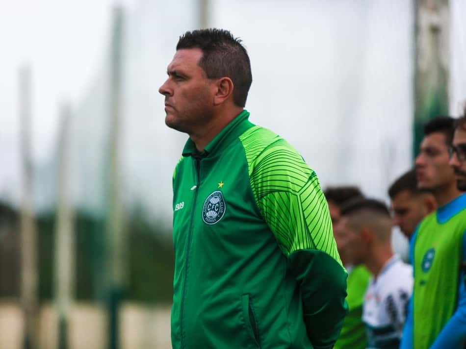 No Sub-20, Coritiba segue na corrida pela 'liderança dupla' no estadual