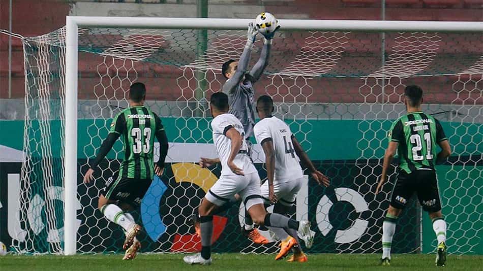 Torcedores do Botafogo perdem a paciência com jogador após derrota: 'Sabota o time'