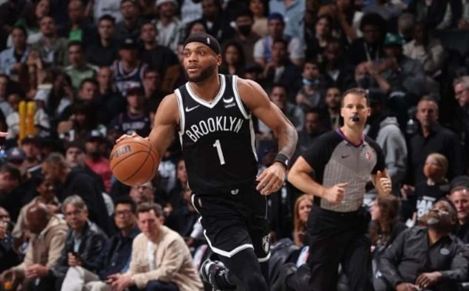 Bruce Brown deixa Nets e acerta com o Nuggets