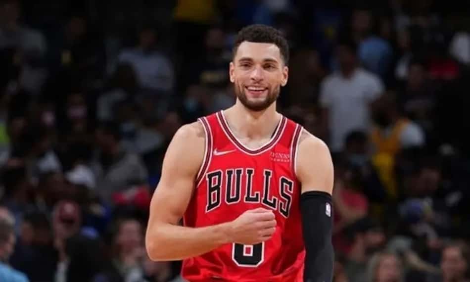 Zach LaVine fecha extensão máxima com Bulls