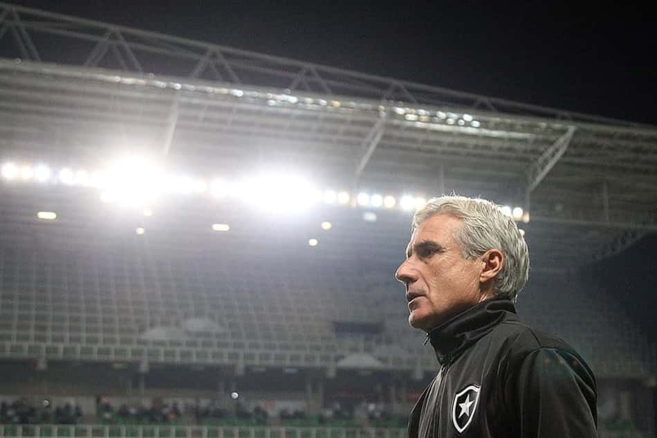 Jogadores do Botafogo 'que jogaram a Série B' foram maioria em todas as vitórias de Luís Castro pelo Botafogo