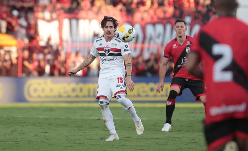 São Paulo terá muitos desfalques contra o Atlético-MG por conta de suspensões