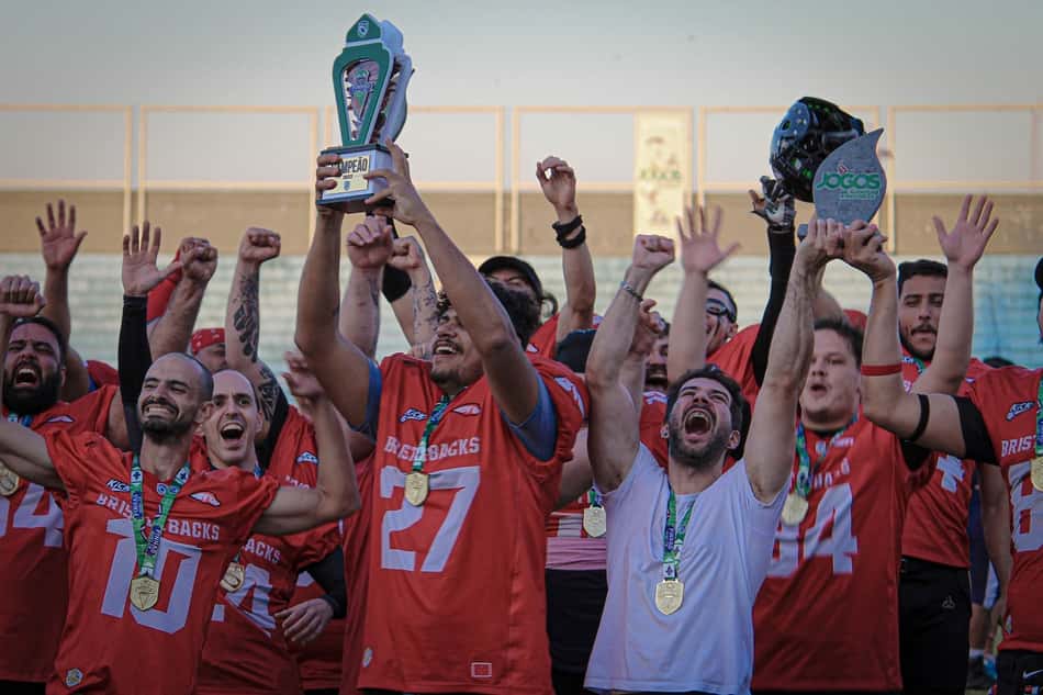 Londrina Bristlebacks é campeão do Pinhão Bowl