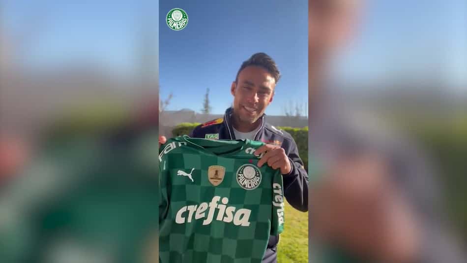 VÍDEO! Emocionado, Valdivia agradece Palmeiras após anunciar aposentadoria