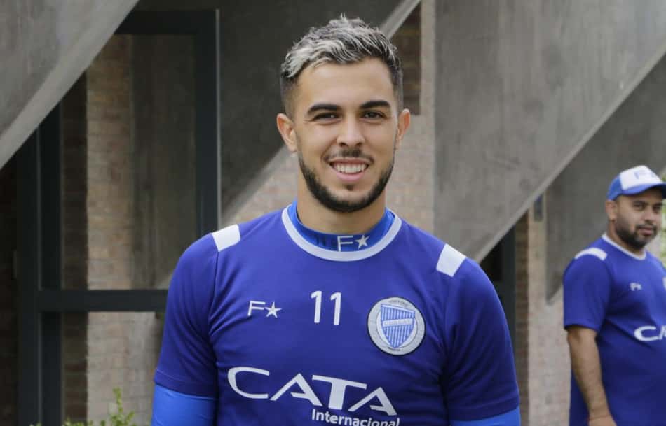 Botafogo oficializa contatos com Godoy Cruz e tem negociações por Martín Ojeda