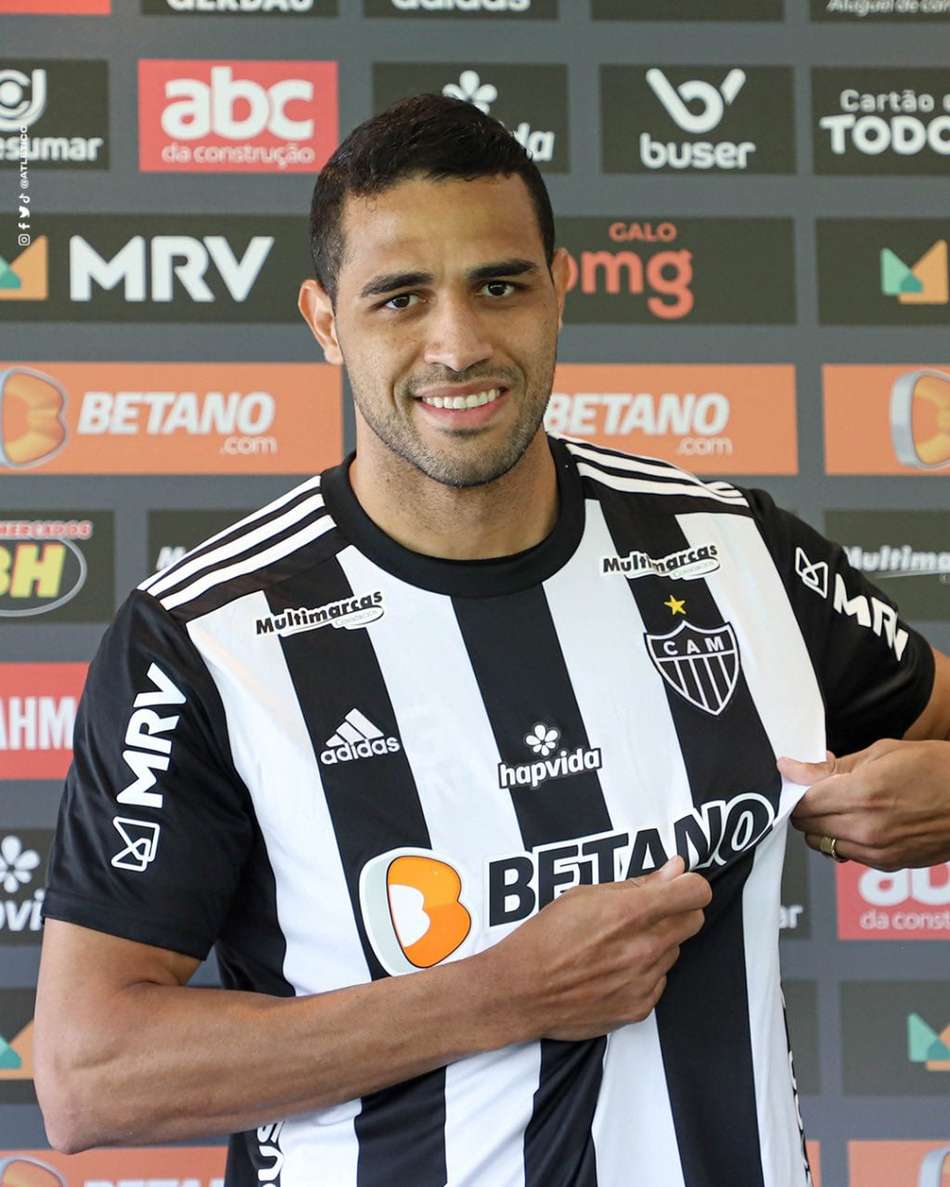 Alan Kardec é apresentado pelo Atlético-MG e projeta data de estreia