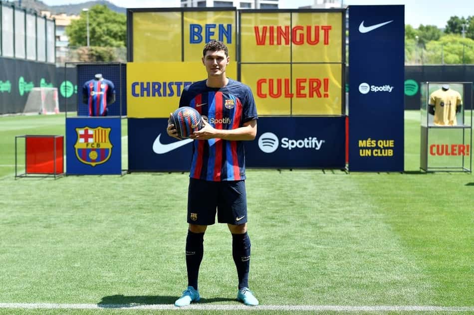 Christensen é apresentado como novo zagueiro do Barcelona