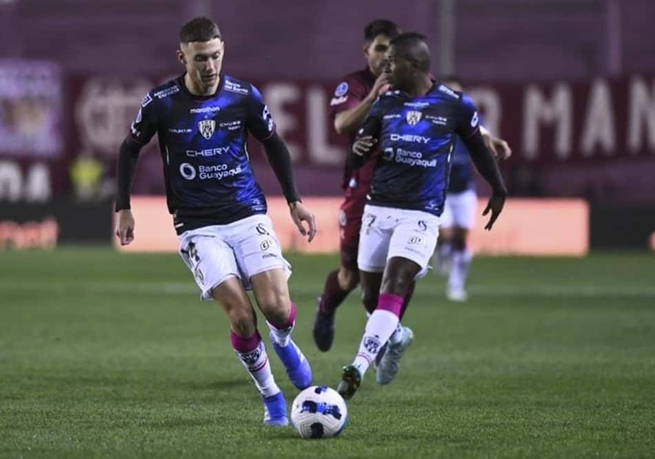 Com um a menos, Del Valle segura Lanús e vai às quartas da Sul-Americana