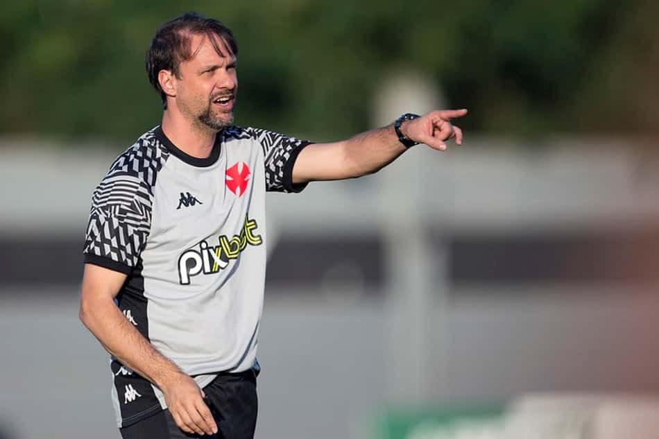 Maurício Souza é demitido do Vasco após sequência ruim de resultados