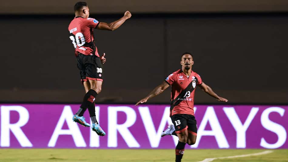 Atlético-GO vence Olimpia nos pênaltis e está nas quartas de final da Sul-Americana