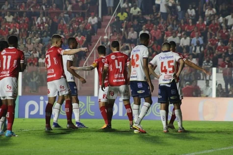 Bahia segue em jejum e empata com Vila Nova