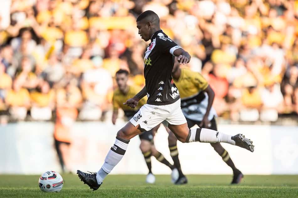 ATUAÇÕES: Raniel marca, e Andrey Santos conduz o Vasco em vitória sobre o Criciúma