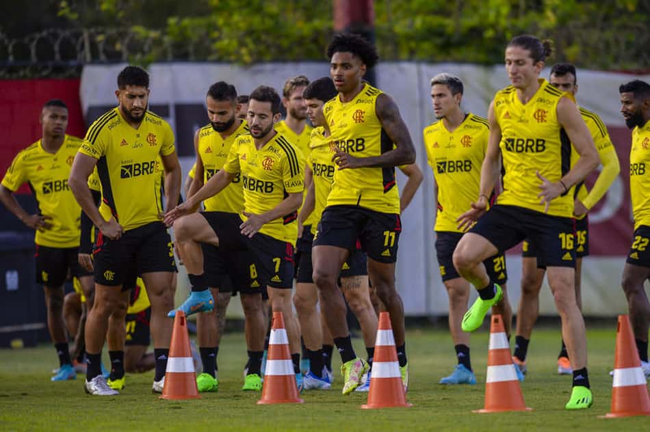 Flamengo tem 'prévia da Libertadores' sem 'força máxima' contra o Corinthians pelo Brasileirão