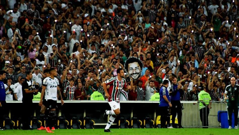 Torcida do Fluminense se declara a Fred nas redes sociais após despedida: 'Obrigado por tudo, ídolo'