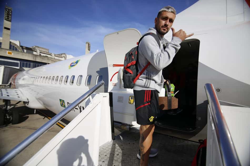Flamengo embarca para Brasília de olho em arrancada no Brasileiro