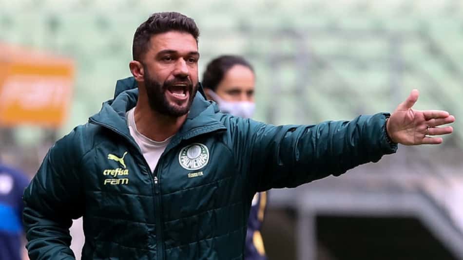 Palmeiras anuncia o retorno de Ricardo Belli ao comando do time feminino