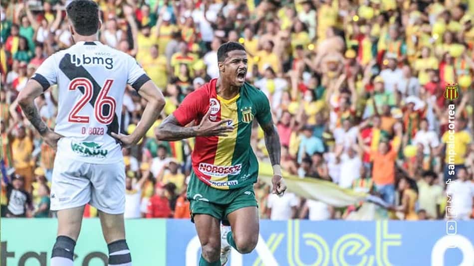 Falhas comprometem, e Vasco perde para o Sampaio Corrêa na Série B