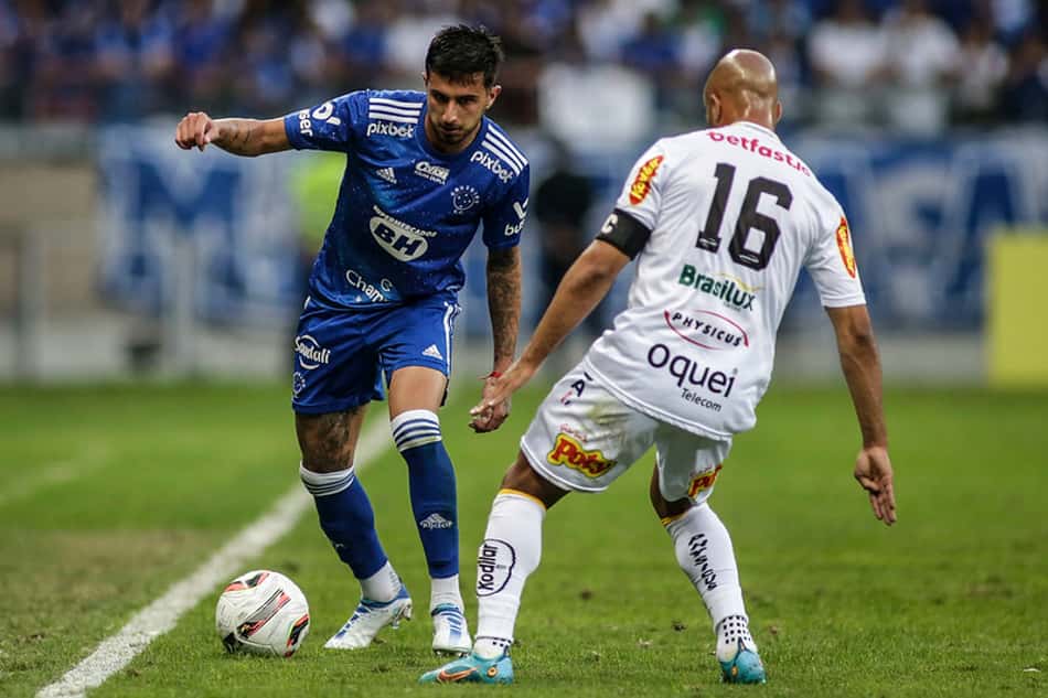 Cruzeiro fecha turno da Série B com 100% de aproveitamento em casa