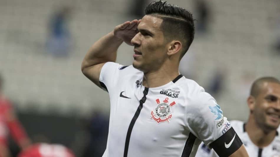 General de volta! Corinthians oficializa retorno do zagueiro Balbuena