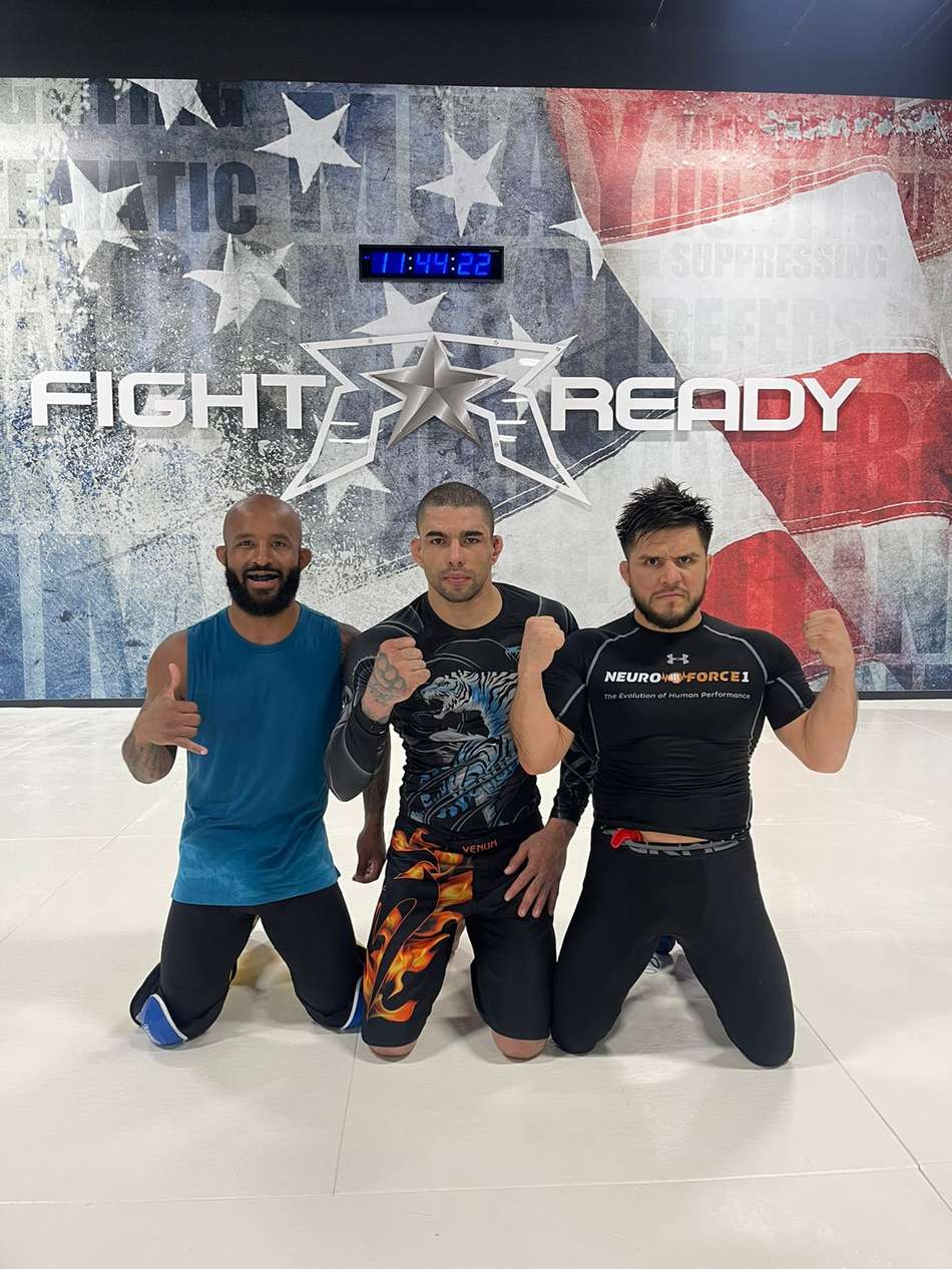 Lucas Mineiro analisa luta no BRAVE CF 60, em Goiânia, e preparação com ex-campeões do UFC