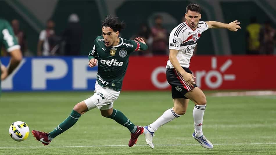 CBF admite ao Palmeiras erro em protocolo do VAR no clássico contra o São Paulo