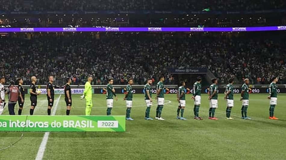 CBF diz que linha de impedimento de Palmeiras x São Paulo não pode ser traçada: 'Máquina resetada'