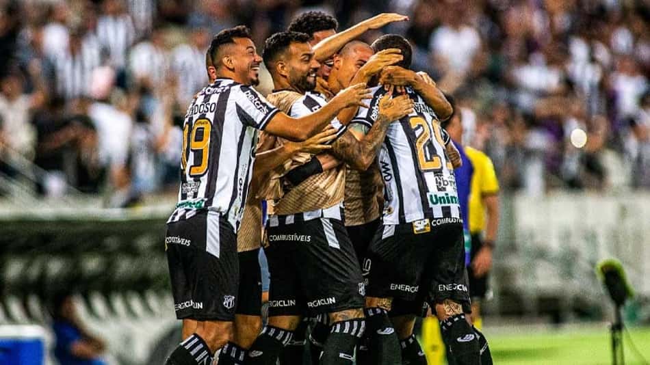 Messias vibra com mais uma vitória do Ceará como mandante