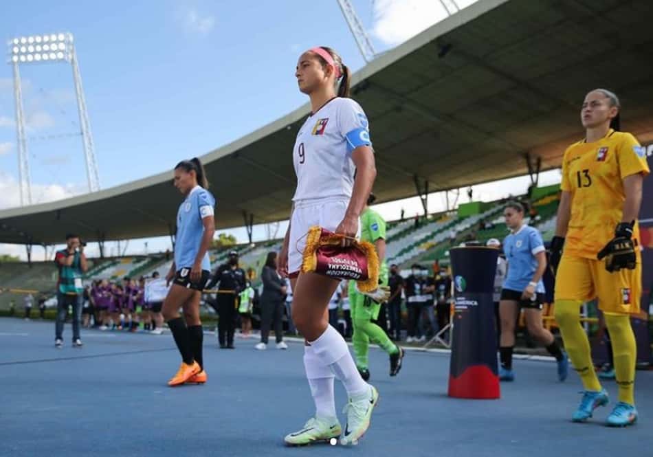 Duelo decisivo na Copa América é analisado por Deyna Castellanos