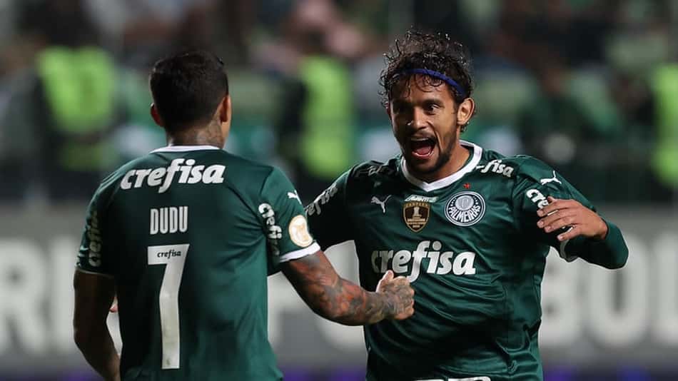 Palmeiras é campeão após derrota do Inter e web reage: 'Nem precisa entrar em campo'