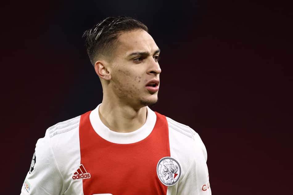 Ajax dificulta saída de Antony para o Manchester United