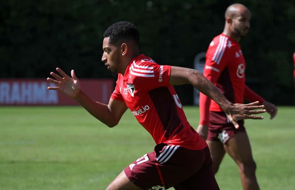 Sem poder contar com Jandrei, São Paulo encerra preparação para enfrentar o Goiás