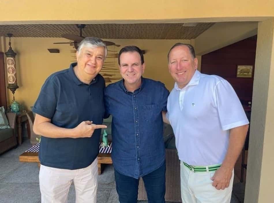 Eduardo Paes tenta fazer John Textor esquecer ideia de construir novo estádio para o Botafogo