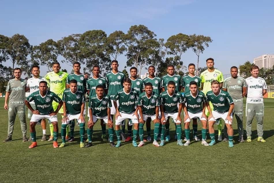 Equipe sub-19 do Palmeiras é campeã pela terceira vez de torneio na Europa