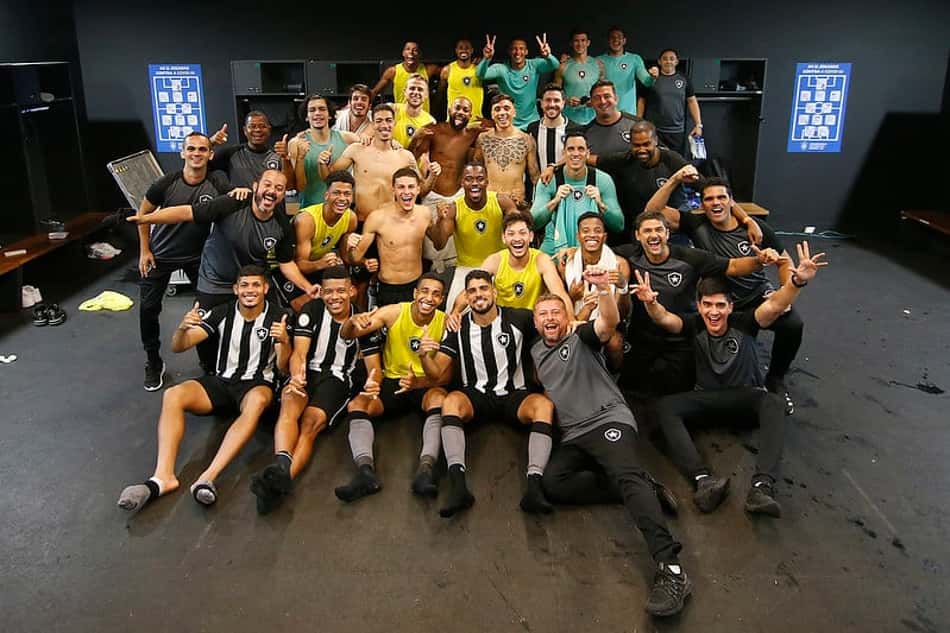 Sobe e desce: quem foi bem e mal no Botafogo no primeiro turno do Brasileirão