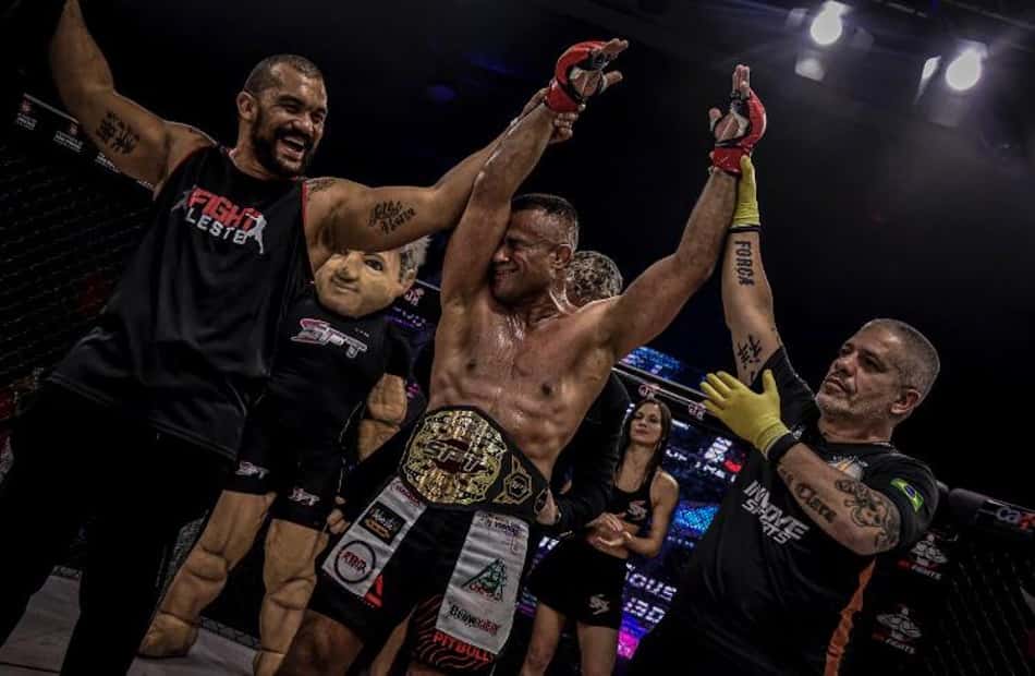 Cleber Sousa aplica nocaute brutal sobre Cássio Jacaré e fatura título no SFT 36; veja