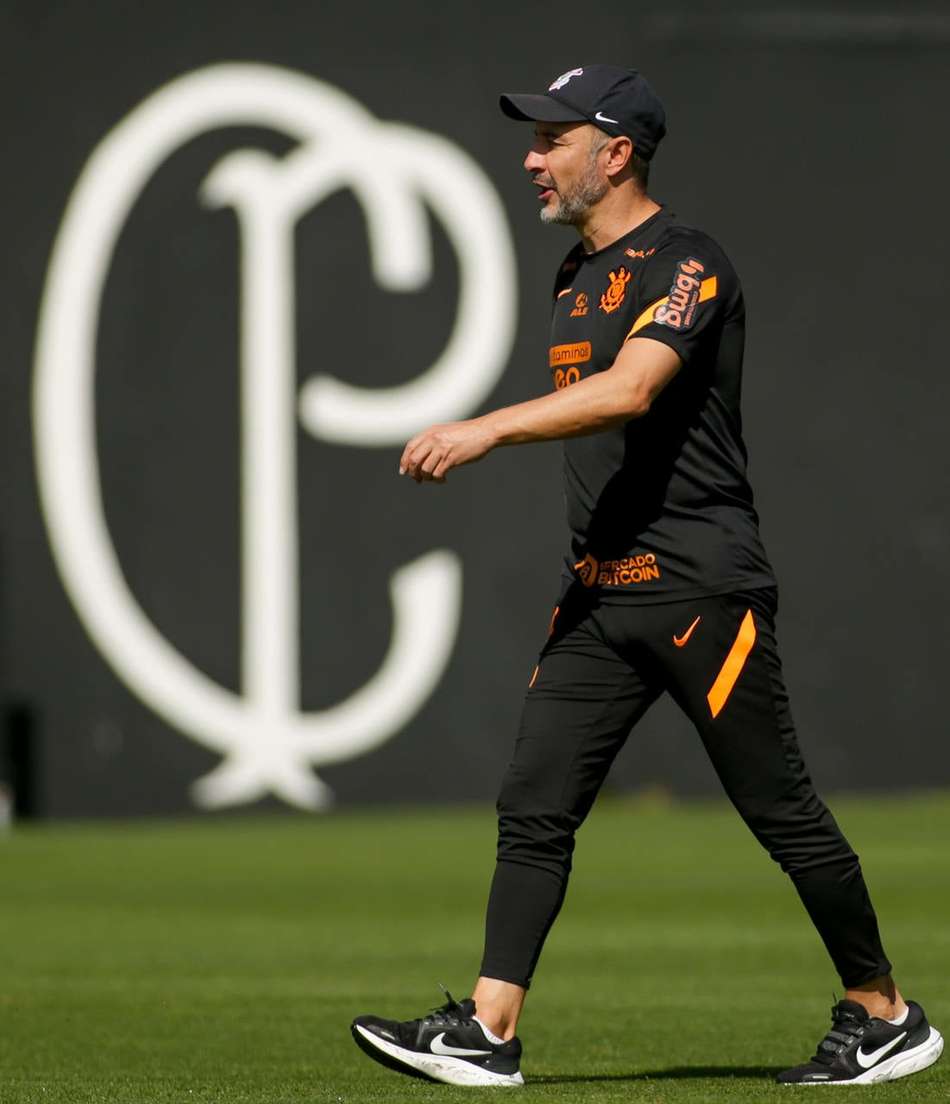 Corinthians precisa de feito inédito com Vítor Pereira para avançar de fase na Libertadores