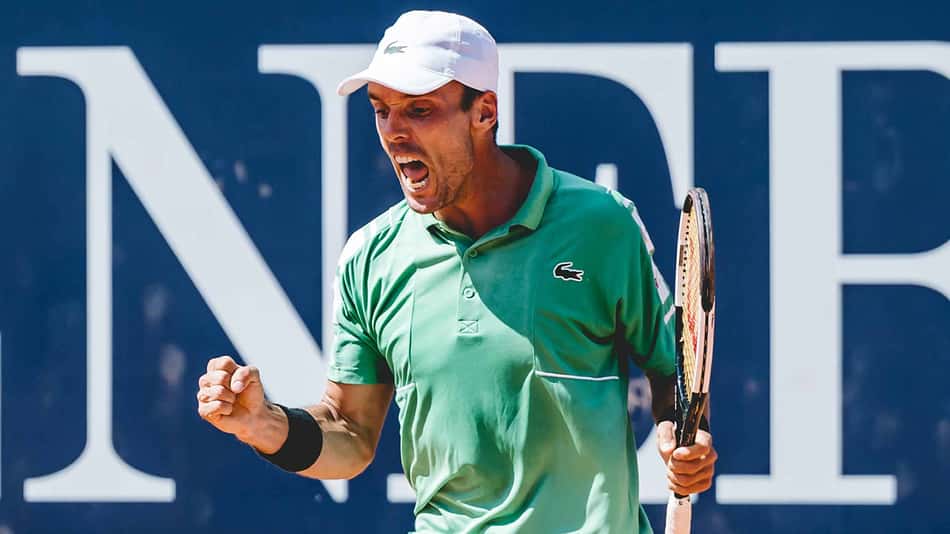Bautista bate Wawrinka em jogo nervoso e vai à semi na Basileia