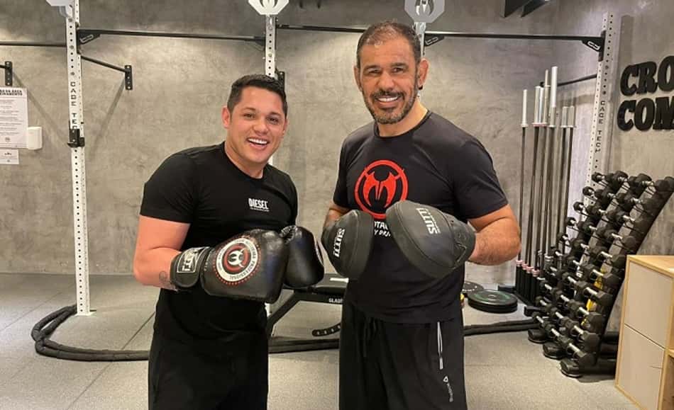 Empresário Rafael Sorrilha se inspira em influenciadores e treina com Minotouro para luta