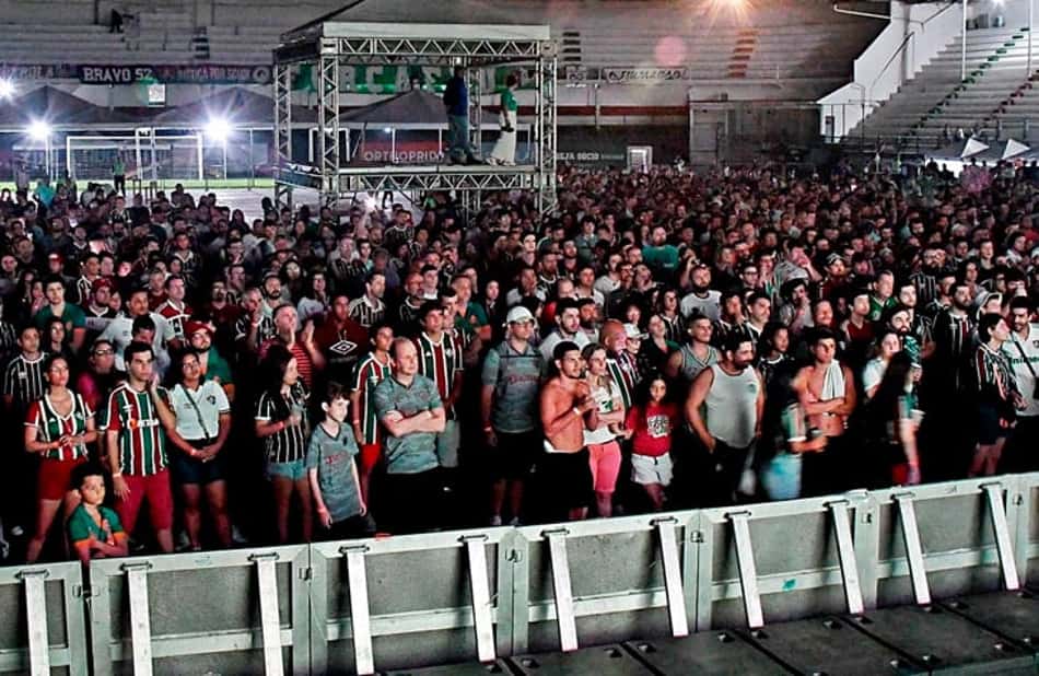 Fluminense terá telão em Laranjeiras para torcedores acompanharem partida contra o Santos